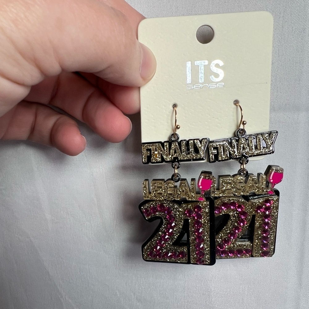 ITS Sense Fashion Dangle Earrings Finally Legal 21 NWT for pierced ears